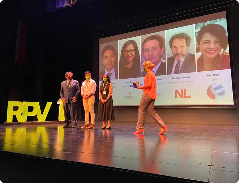 Giám khảo tại chương trình Rethink Plastic Vietnam  (cơ quan phi chính phủ Hà Lan) - hướng đến mục tiêu giảm thiểu tiêu thụ nhựa tại Việt Nam.