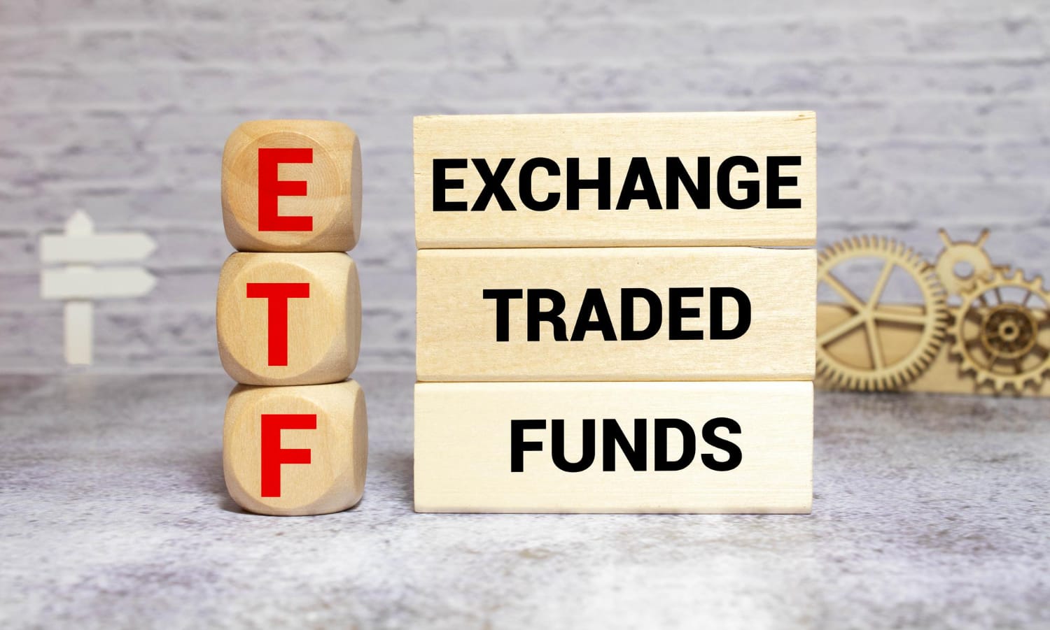 ETF có nhiều ưu điểm nổi bật so với quỹ mở hay quỹ đóng