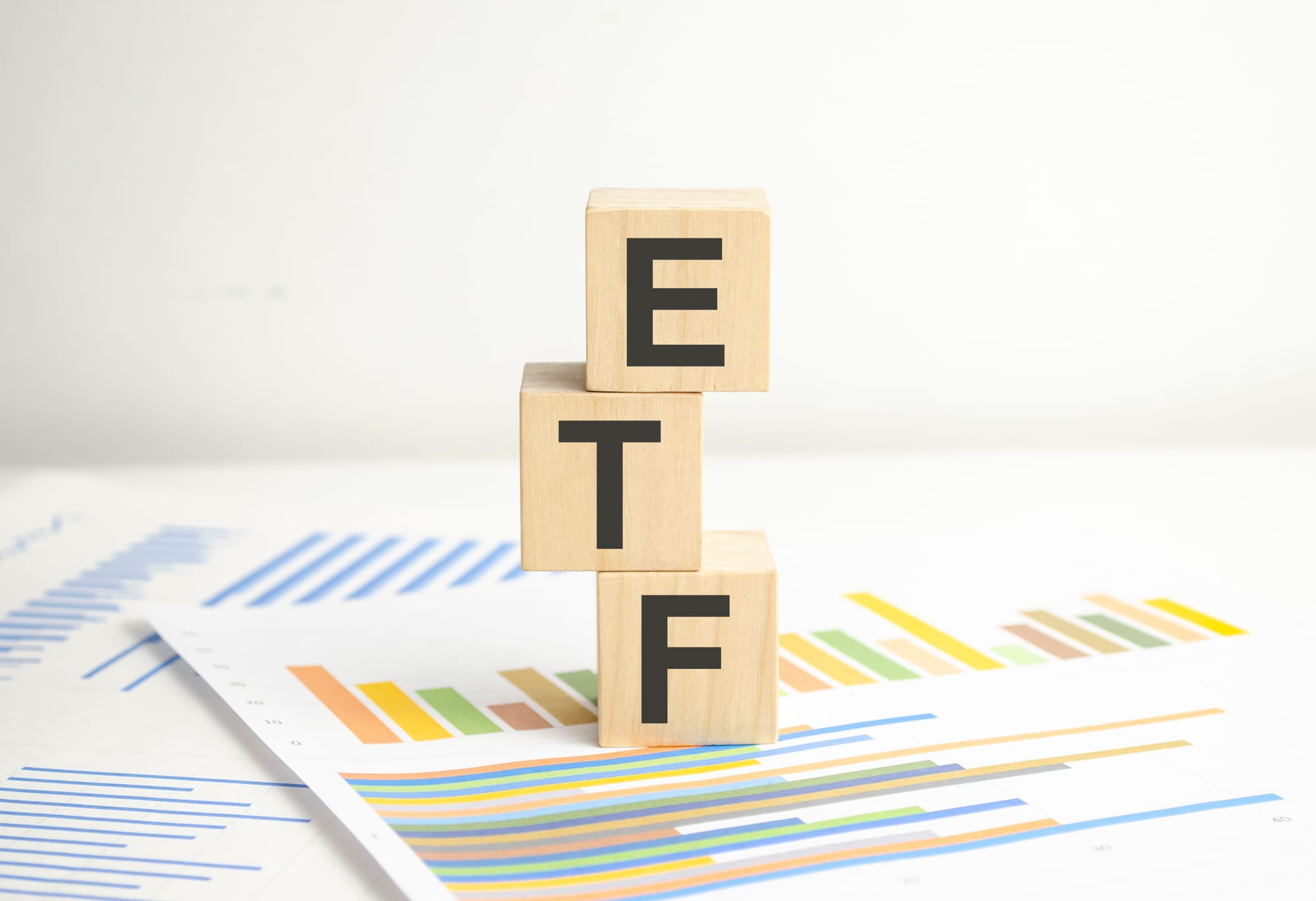 ETF là hình thức đầu tư an toàn vào các rổ cổ phiếu trên thị trường chứng khoán